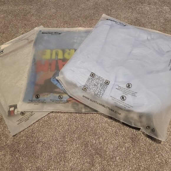 LOW PRICE Mystery bundle of 3 tshirts/blouses. Selling as is, as it's a mystery - Picture 2 of 2